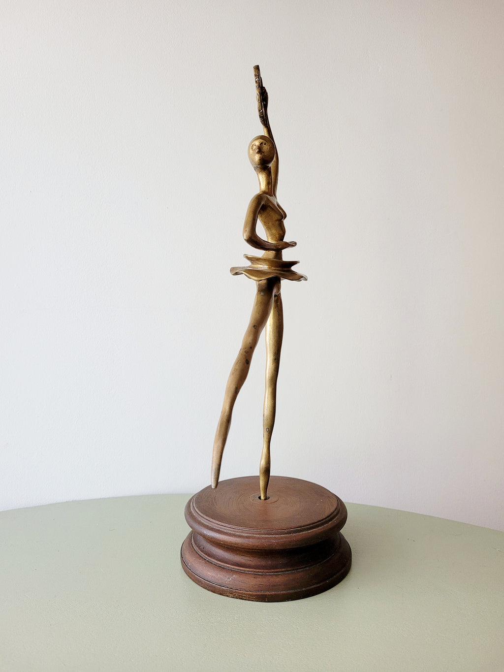 Sculpture danseuse à l'éventail en régule 💥