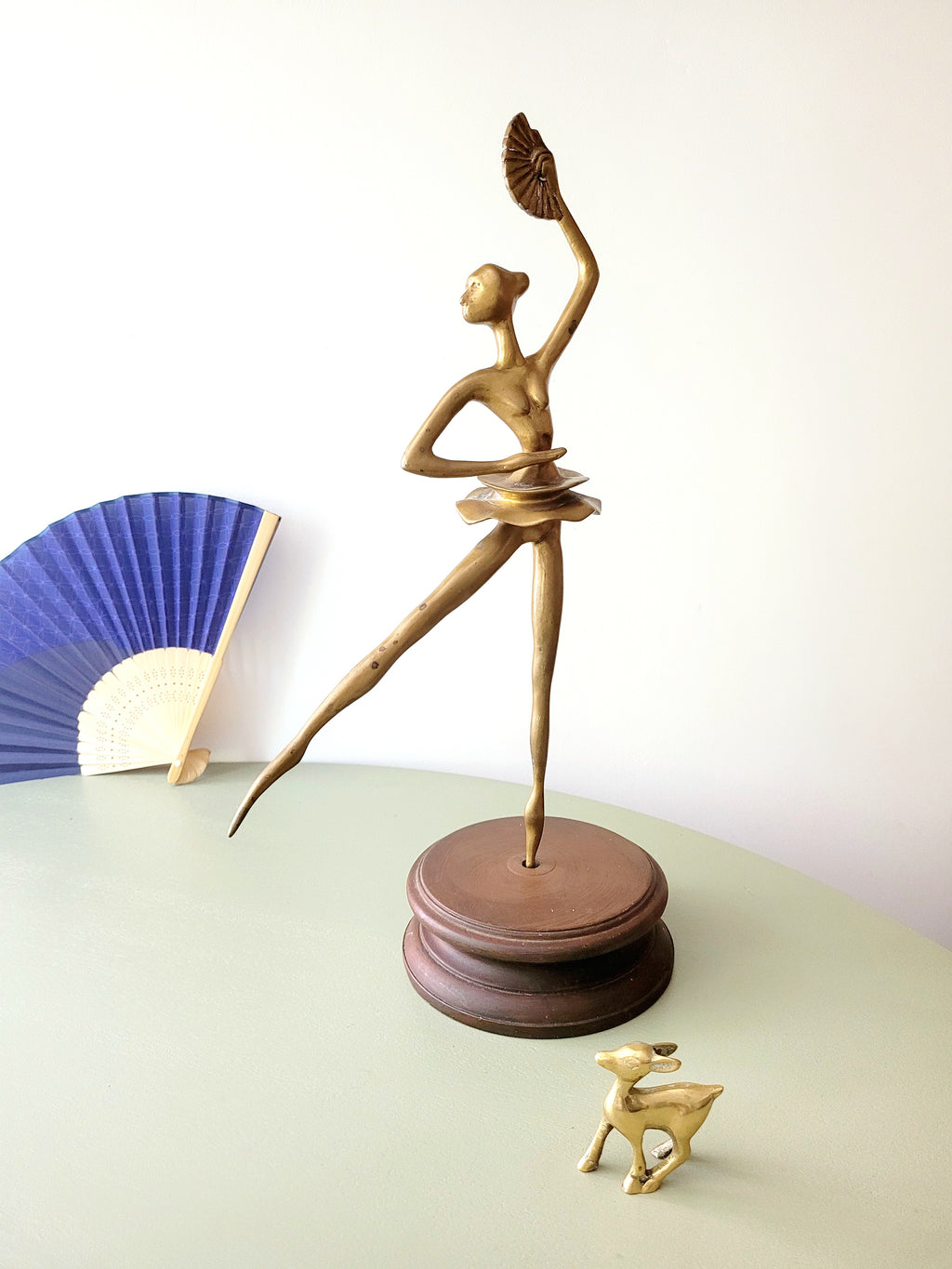 Sculpture danseuse à l'éventail en régule 💥