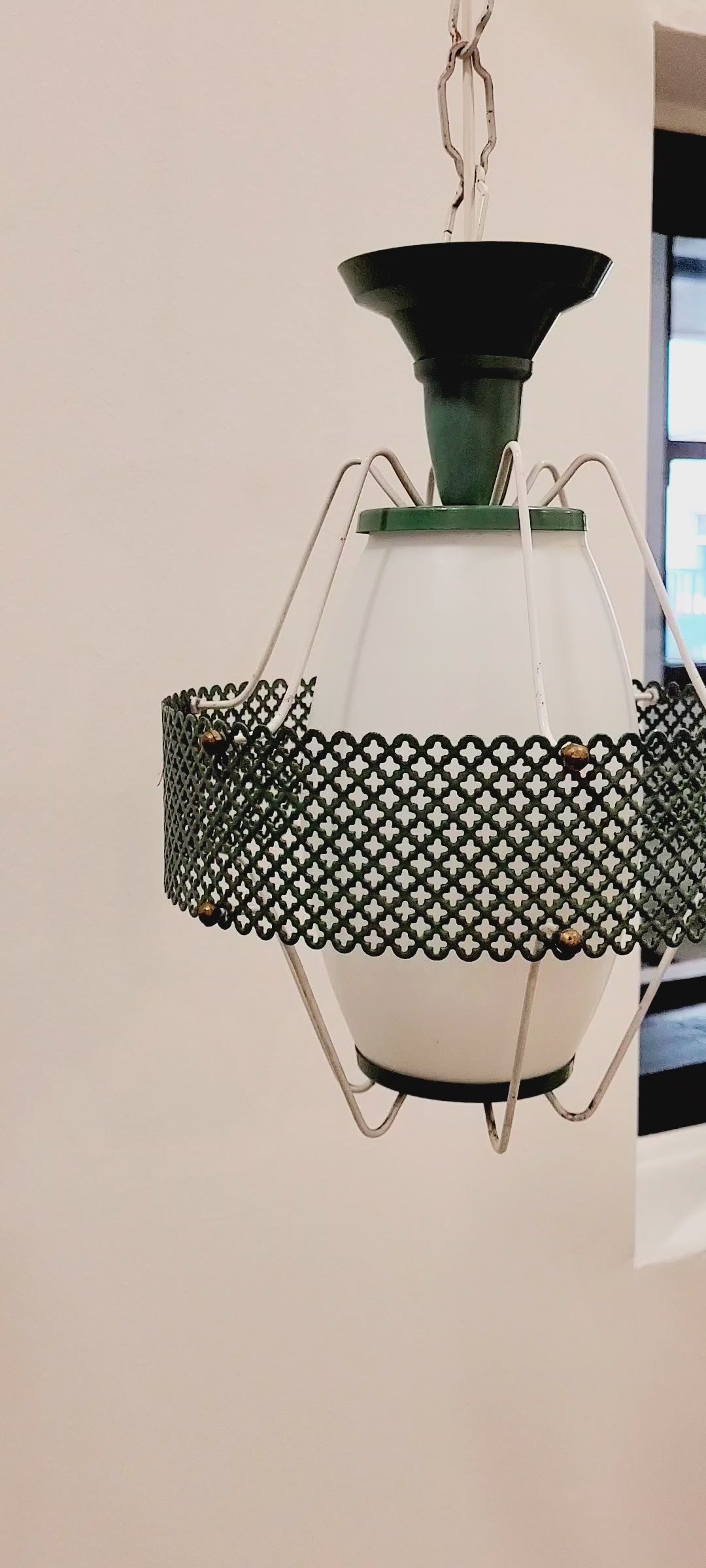 Suspension verte métal